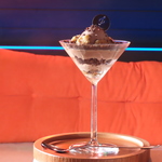 『バナナショコラパフェ』は、バナナにサクサク香ばしいフィヤンティーヌショコラとチョコアイスが◎