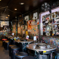 【関内駅から徒歩3分】イベント帰りや仕事終わりにも立ち寄りやすい立地★サムギョプサルを囲みながらK-POPをBGMにお楽しみいただけます。本場韓国の味と雰囲気を存分にご堪能ください。