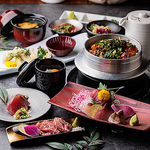 お造り、煮付け、焼き魚、蒸し物など、多彩なお料理をお届けいたします。各種宴会やお集まりなどに◎