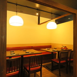 仲間とワイワイ美味しい料理とお酒を楽しみたい…そんな時は是非個室へどうぞ！ご予約はお早めに！