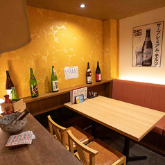 移動が可能なテーブル席では、14名様から20名様までの宴会も可能です。少人数から大人数まで！様々なシーンにご利用いただけます。一宮駅周辺で宴会をお探しの際は、是非当店にお越し下さいませね！