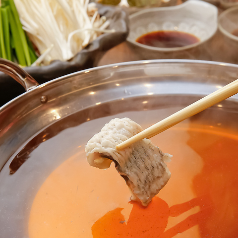 “カレー鍋発祥の店”として南船場で営業してきた【宮がみ屋】が心斎橋にもオープン！