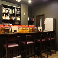 カウンターではスタッフとおしゃべりしたい方も♪