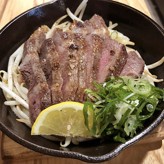 厚切り牛タンの塩焼き