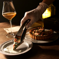 紅茶やハーブ、スパイスなど香り豊かなビストロ料理