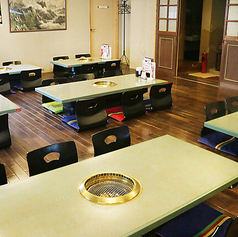 20～65名様可。20名様以上で3F(20～50名様)貸切の場合、喫煙可。