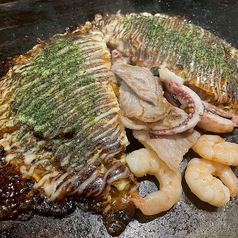 シーフード玉/トマトチーズガーリック玉/炙りチーズガーリック豚玉/いかカス玉 お好み焼き