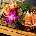 料理メニュー写真&nbsp;蟹甲羅の贅沢香箱刺し 2個