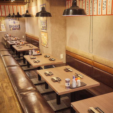 とり皮と鉄なべ餃子 博多 かわべゑの雰囲気1