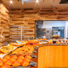 Landmark's Bakery ランドマークズ ベイカリー(カフェ・スイーツ)の