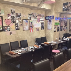 昼飲み大歓迎！大人数でのお食事会も対応可能です。