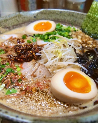 冷汁・辛麺の融合『皇寿麺:』が食べられるラーメン居酒屋♪