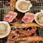 マテラ豚の他にも牛肉や魚介類の持ち込みOK！持ち込み料も無料！バーベキューを存分に楽しめる環境！