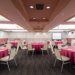 ご接待やおめでたい席など、様々なシーンでご利用いただける円卓席をご用意！