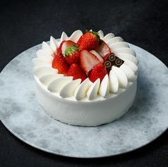 季節のフルーツケーキ(生クリームデコレーションケーキ）5号 直径約15cm (4名～6名様)