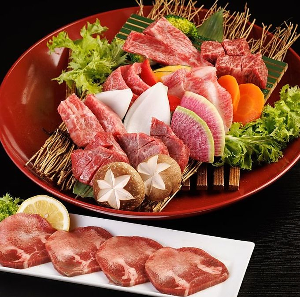 厳選された新鮮な牛肉を使用◎ご宴会や、接待など様々なシーンでご利用ください。