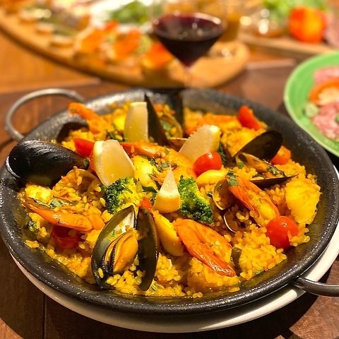 1人でも仲間とでも気軽に気ままに過ごせる大人の多国籍レストラン