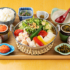 九州産夏野菜と九州和牛生もつ鍋定食