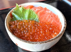 サーモン親子丼