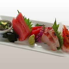 刺身盛りご注文は一人前から♪
