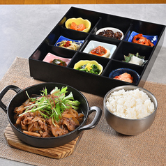 韓国料理まだんKITTE大阪店のおすすめランチ3