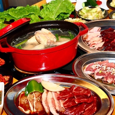 赤身肉とホルモン焼き コニクヤマのコース写真