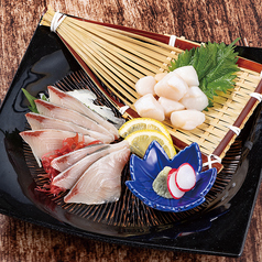 鰤と大粒貝柱の刺身二種盛り