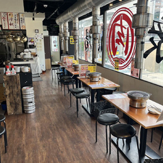 焼肉×ホルモン×居酒屋 国立肉流通センターの雰囲気1