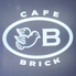 カフェブリック CAFE BRICK 黒崎店のロゴ