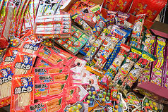 【3】駄菓子コーナーで懐かしのお菓子選び
