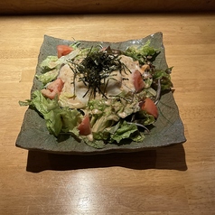 豆腐とトロロのごまサラダ