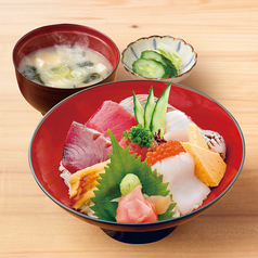 ミニ丼+そばのお得なセットメニューも◎