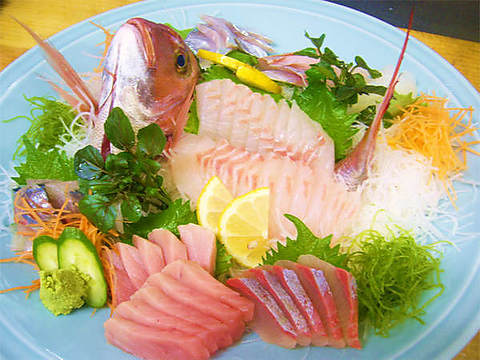 伊豆の海で獲れた新鮮ピチピチの海の幸を【地元価格】で味わえる料理自慢の宿！