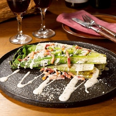 薪火ロメインレタスのシーザーサラダ