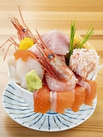 【てんこ盛り北海丼】北海道の食材を存分にご堪能あれ