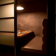 最大12名様の完全個室部屋です。こじんまりと女子会や仕事帰りに会社の仲間と◎接待にもおすすめなプライベート空間です。