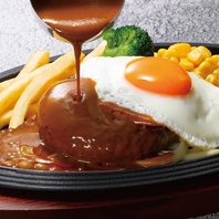 那覇の中心で味わえる「伝統の洋食×沖縄限定ドリンク」