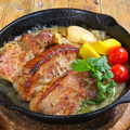 料理メニュー写真 豚肉とザワークラウトのオーブン焼き「ポトヴァラク」