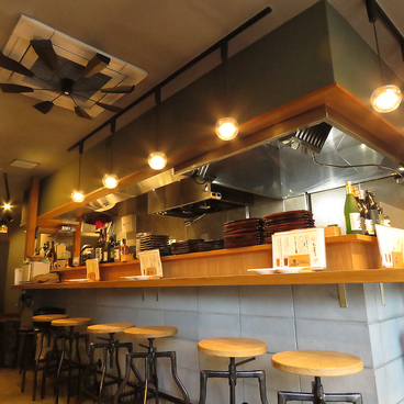 蕎麦前酒場　三角形の雰囲気1