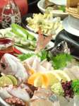 【旬の刺盛り 1200円】釣り魚を中心にその日のおススメを提供