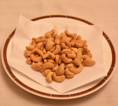 フライドカシュナッツ（ＦｒｉｅｄＣａｓｈｅｗＮｕｔｓ）