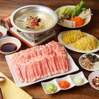 ラム肉と牛タンの食べ放題コースが充実♪