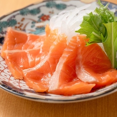 サーモンの刺身