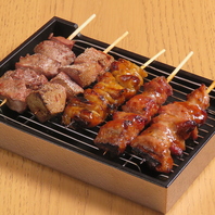 自慢の串料理、注文必須の人気メニュー！