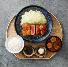 ≪揚げ物でありながら、肉よりも軽く、脂も控えめ≫