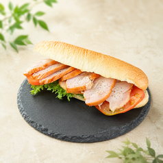 サラダチキンサンド