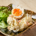 料理メニュー写真&nbsp;自家製ポテトサラダ、鯖燻製仕立て