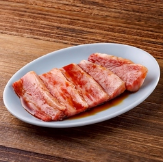 肉のよいち楽々園駅前店の雰囲気1