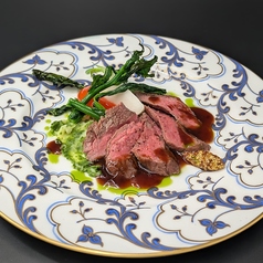 Dinner A コースに含まれる 特選牛料理
