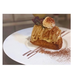 カフェタイムも充実★『旬』のパフェやケーキ、ガトーショコラなど定番人気のスイーツをご用意。の写真